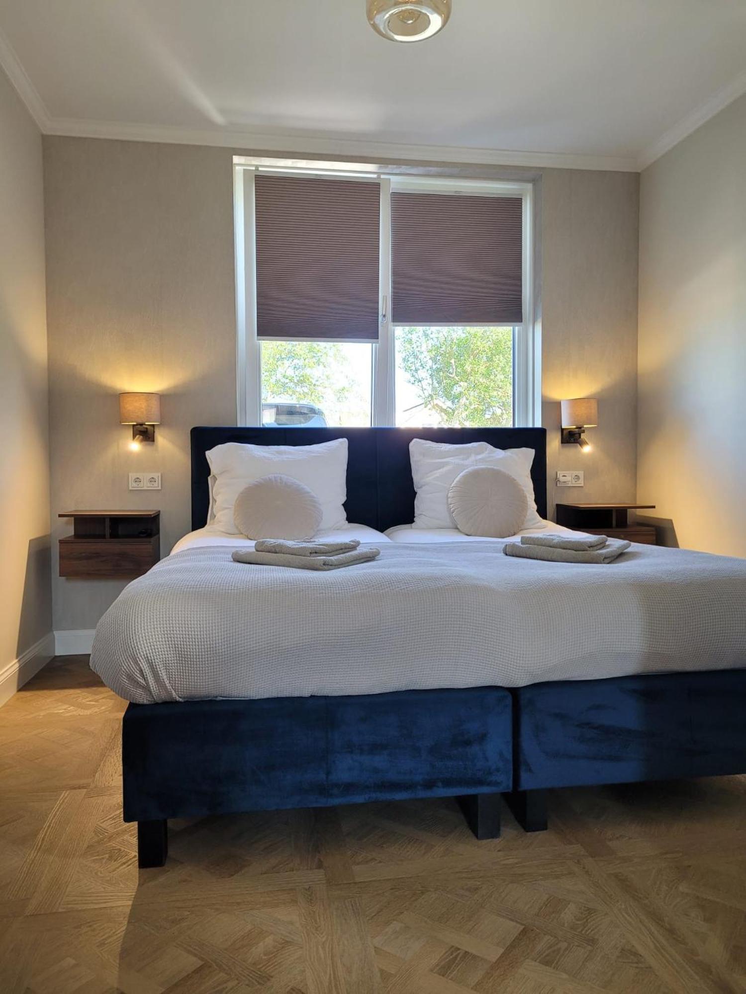 Luxe Kamer Langendam 48 Met Prive Terras Zoutelande Exterior photo