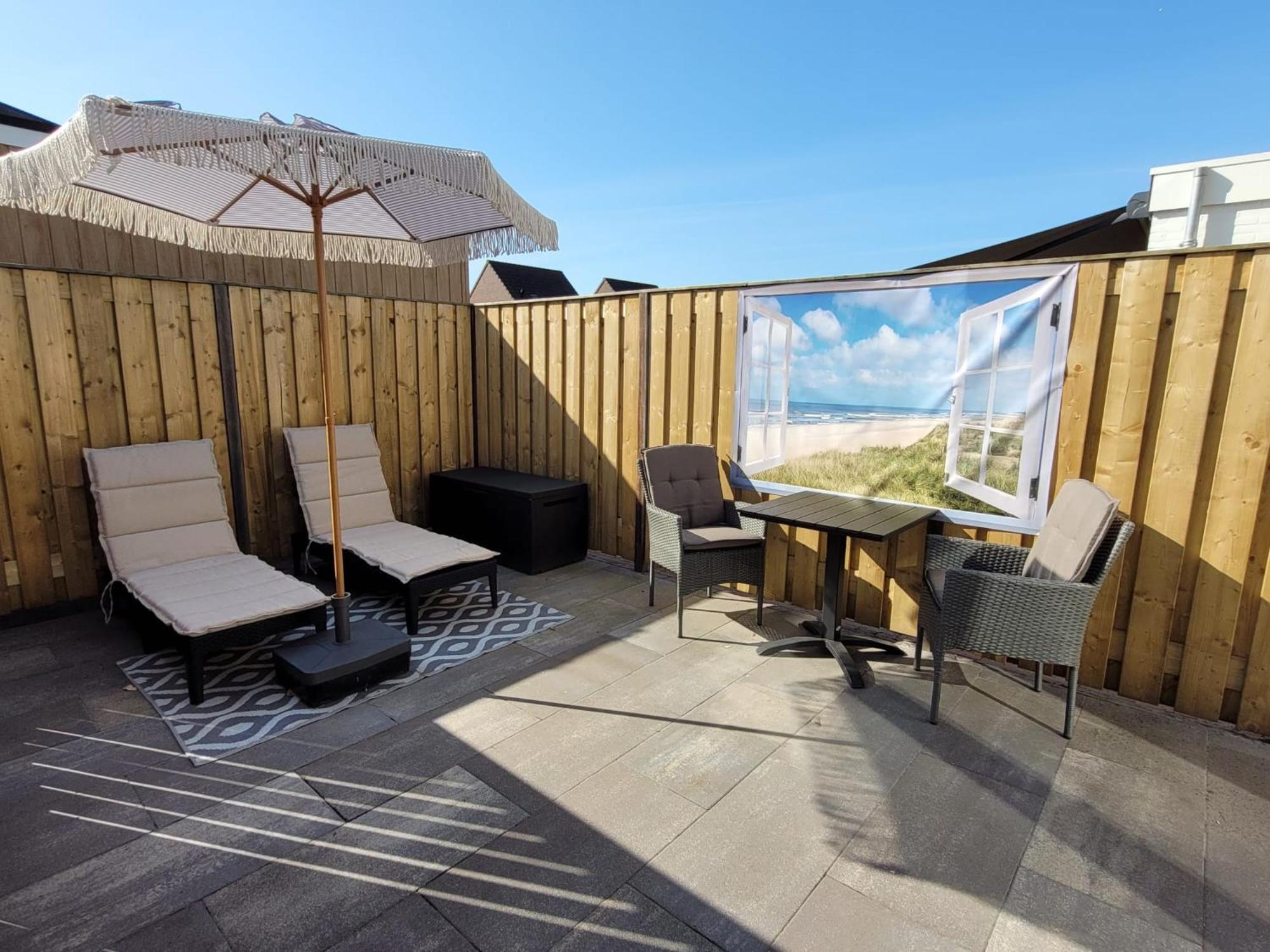 Luxe Kamer Langendam 48 Met Prive Terras Zoutelande Exterior photo